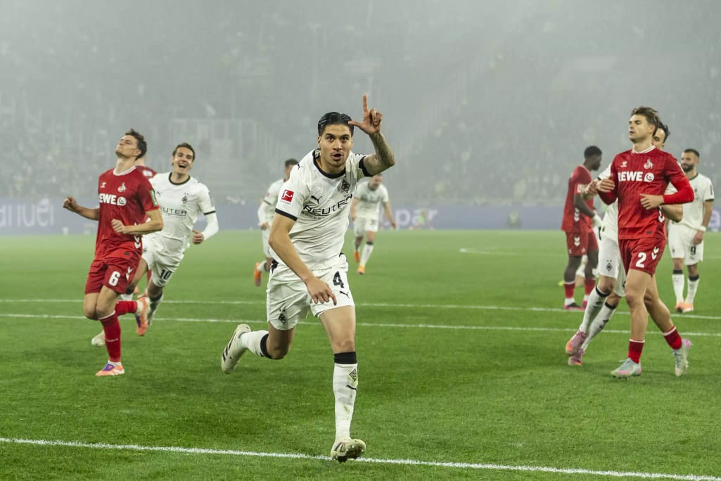 Kevin Diks Cetak Gol Bersejarah di Bundesliga, Borussia Monchengladbach Menang di Rhein Derby