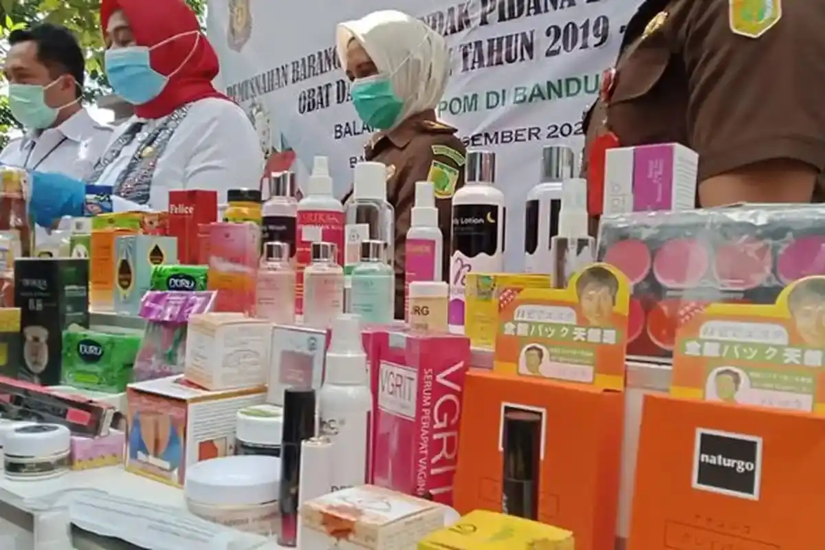 Puluhan Kosmetik Mengandung Bahan Berbahaya Marak Beredar di Pasaran Indonesia, Berikut Daftarnya