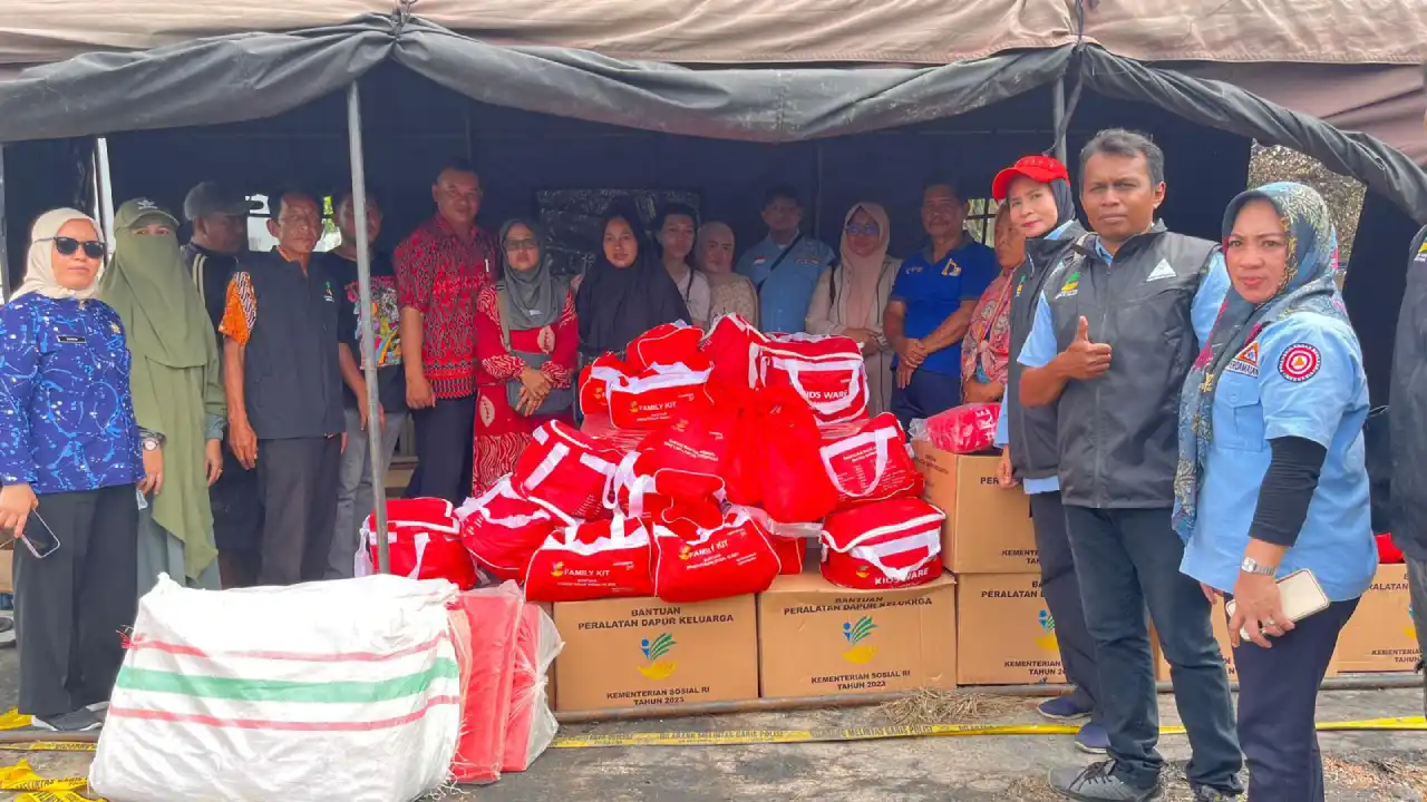 Sentra Meohai Kendari Salurkan Bantuan Korban Kebakaran Bonggoeya