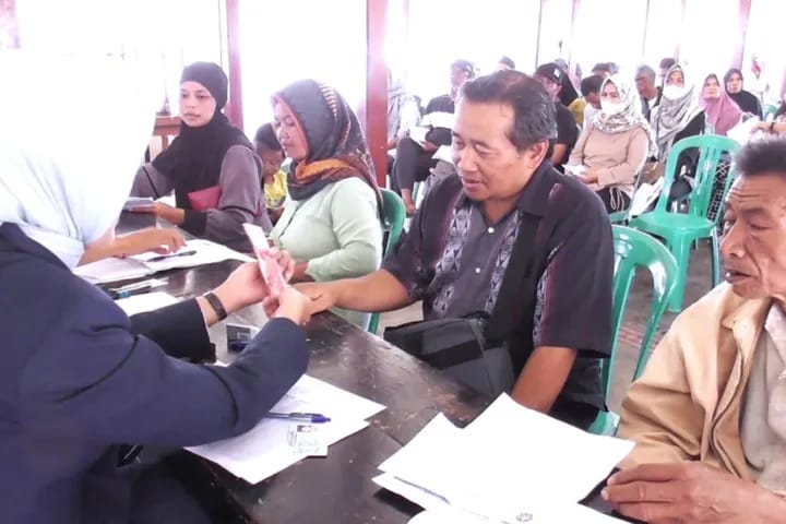 Cek Pencairan Bansos PKH dan BPNT 2026 Tahap I, Ini Cara Akses Nama Penerima Lewat HP