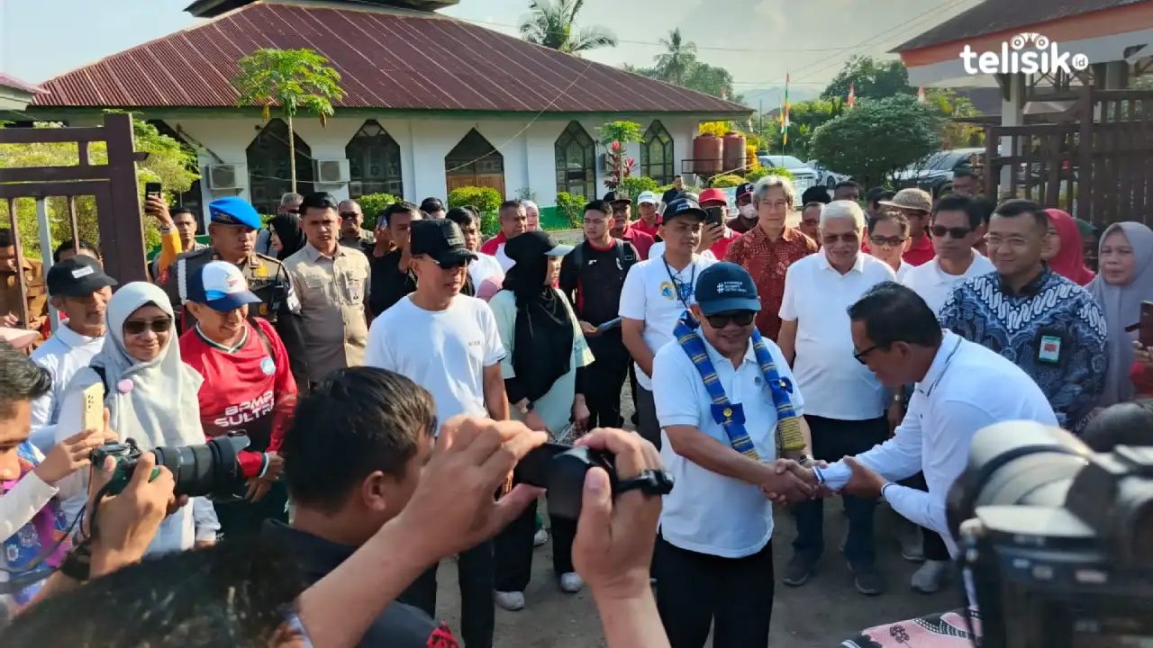Mendikdasmen dan Gubernur Sultra Resmikan Gedung Revitalisasi Satuan Pendidikan dan Bangun 4 Sekolah Baru