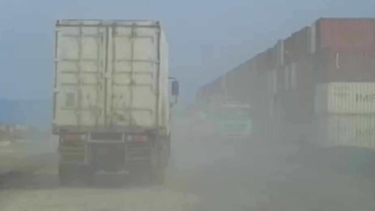 Warga Morowali Protes Hauling PT IGIP, Jalan Umum Dipakai Bersama hingga Singgung Soal K3