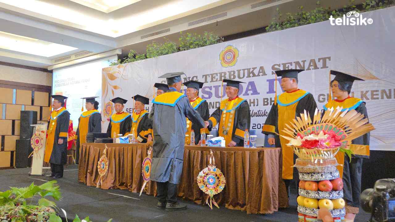 STAH Bhatara Guru Kendari Wisuda 26 Lulusan, Dirjen Bimas Hindu Dorong Transformasi Jadi Perguruan Tinggi Negeri