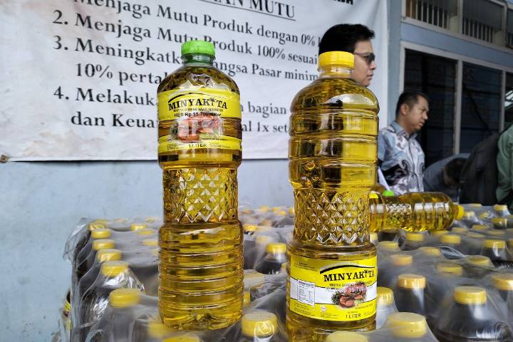Pedagang Bisa Dipenjara 5 Tahun Jika Jual Minyakita Rp 15.700 Per Liter, Berikut Aturan Terbarunya