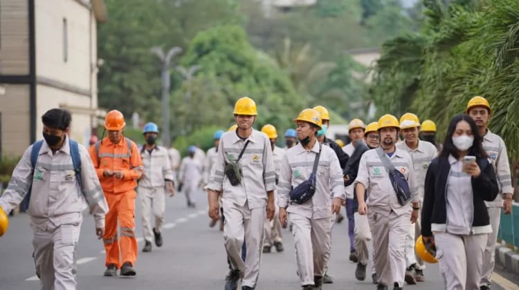 Harga Solar Industri RI Meradang dan RKAB Dipangkas, PHK Besar-besaran 2026 Ancam Sektor Tambang