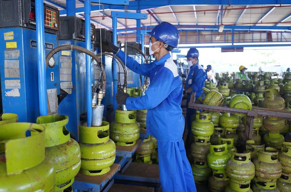Pertamina Tindak Lanjuti Masukan Masyarakat Soal Distribusi LPG 3 Kg di Sulawesi Selatan