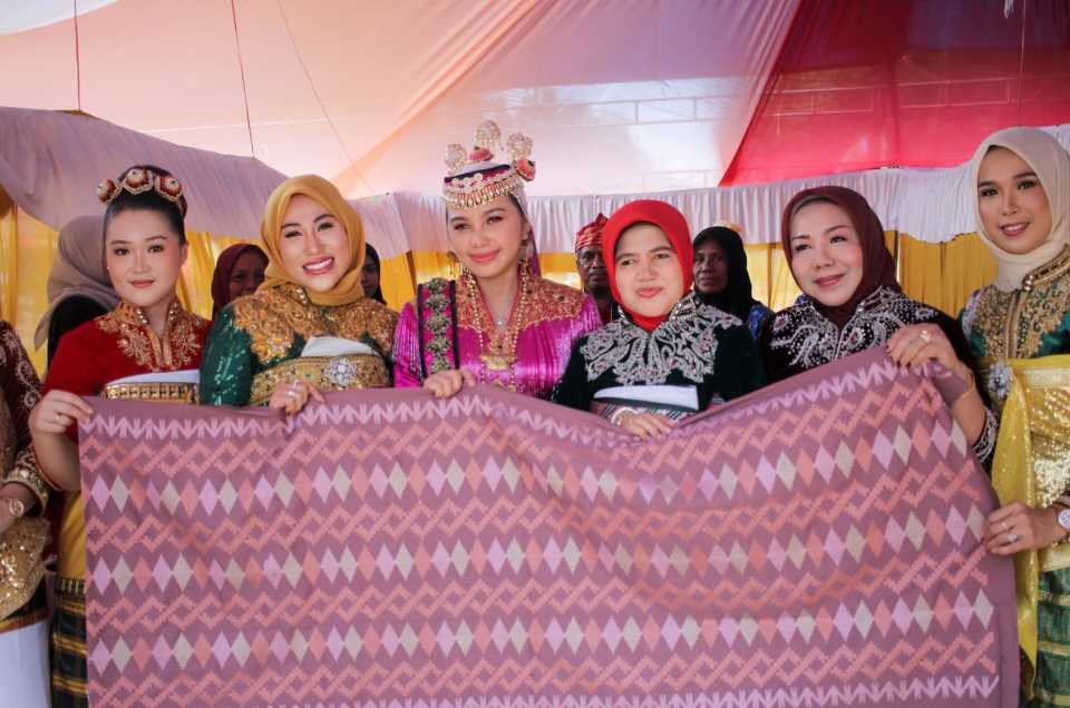 Senator DPD RI Wa Ode Rabia Ridwan Komitmen Dorong Percepatan Pembangunan Muna Raya