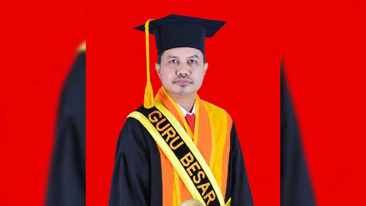 Resmi Dikukuhkan sebagai Guru Besar, Berikut Profil Lengkap Prof Najib Hasain