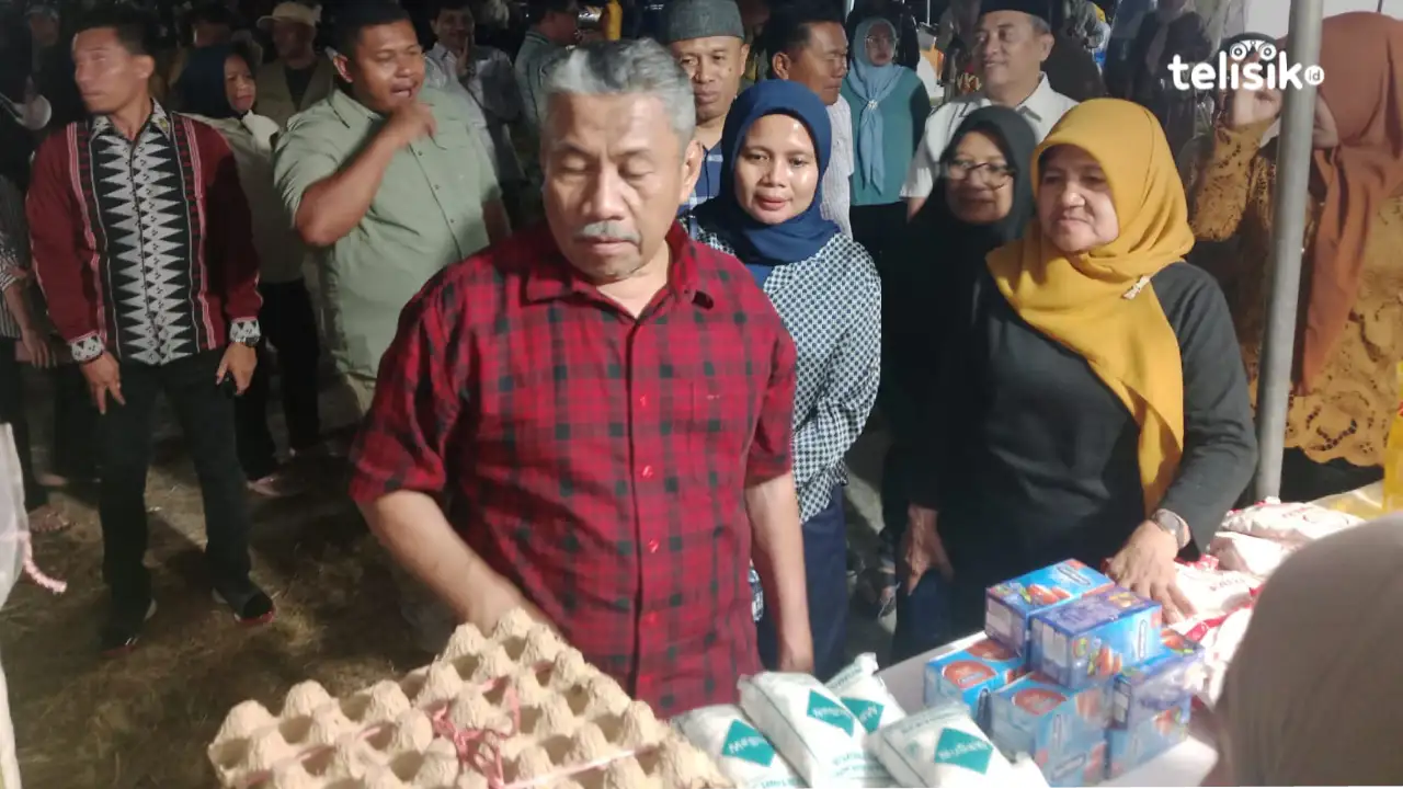 Disubsidi Pemkab Muna, Pasar Murah Meriahkan Gebyar UMKM