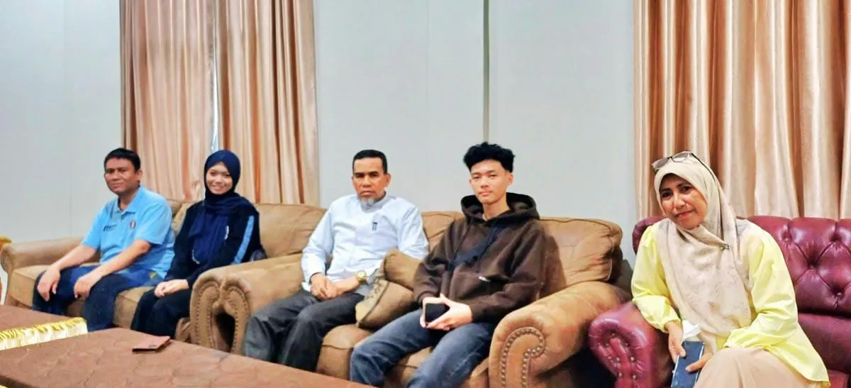Prestasi Alumni MAN 1 Kendari Berlanjut, 2 Lulusan 2026 Lolos Beasiswa Kuliah di Tiongkok