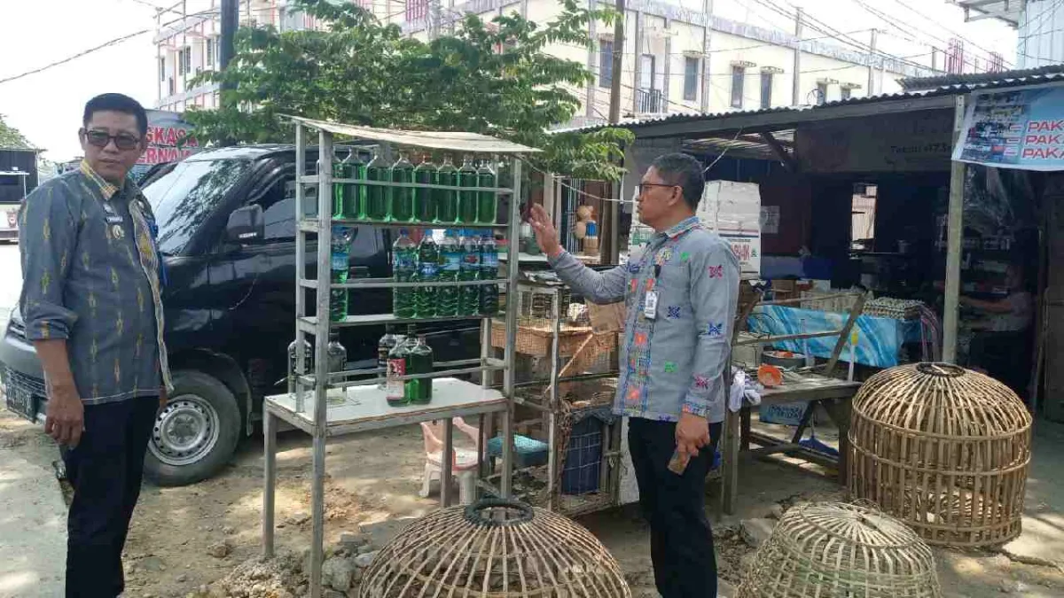 Jaga Distribusi Elpiji 3 Kg, Lurah Mandonga Kendari Turun Cek Harga dan Tertibkan Bensin Eceran