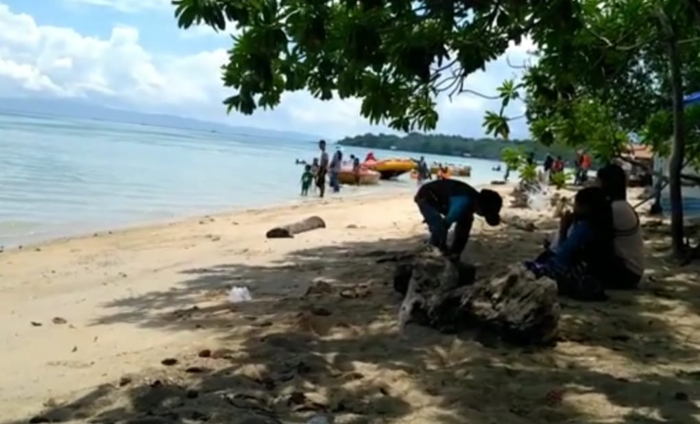 Pantai Toronipa memiliki sejumlah pesona, namun butuh kerjasama semua pihak untuk mengembangkan objek wisata ini. Foto: Istimewa