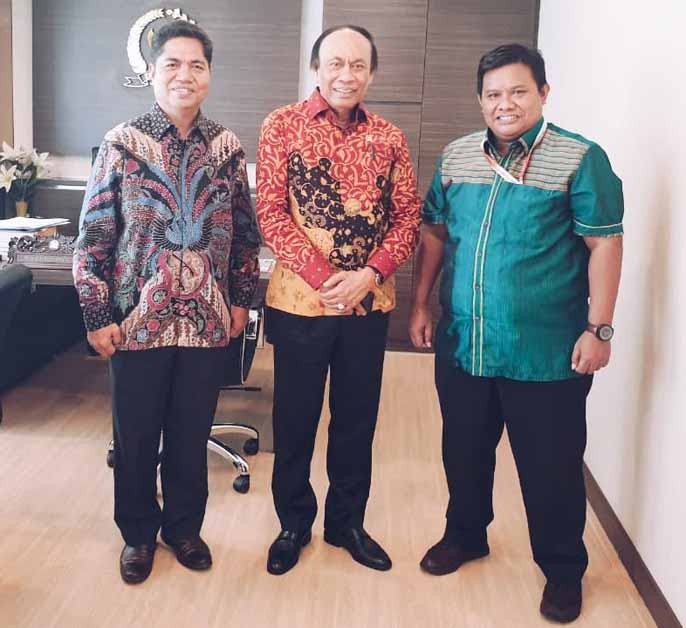 Abdul Rahman Farisi (kiri). Foto: Istimewa