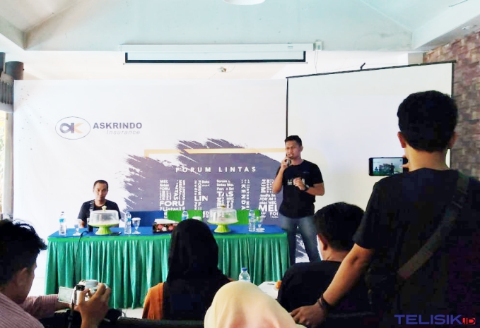 Penjelasan mengenai Askrindo pada acara lintas media. Foto: Ibnu Sina Ali Hakim/Telisik