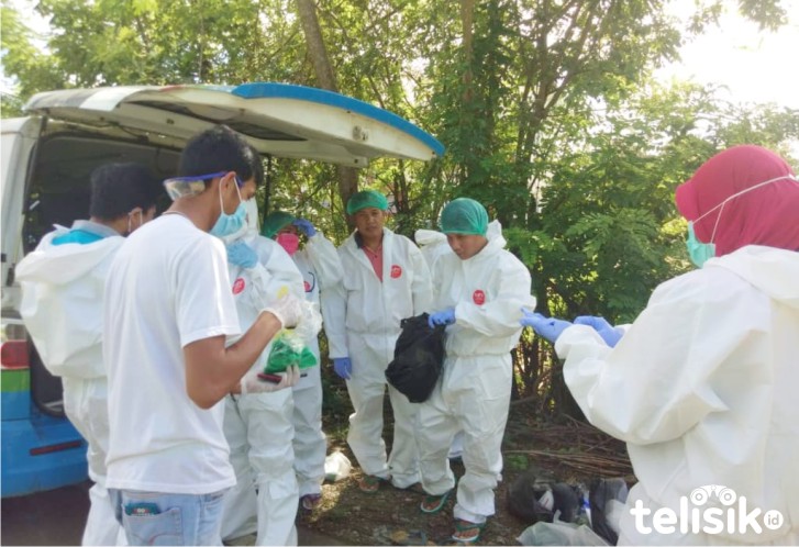 Persiapan Tim Pendamping Psikolog dari Himpsi Sultra sebelum melakukan pelayanan pendampingan pasien anak terpapar COVID-19. Foto: Hir/Telisi