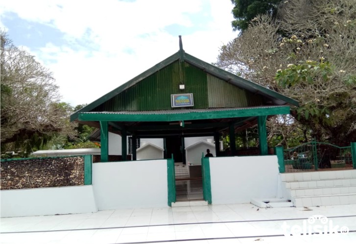 Masjid Quba tampak dari depan. Foto: Ridwan/Telisik