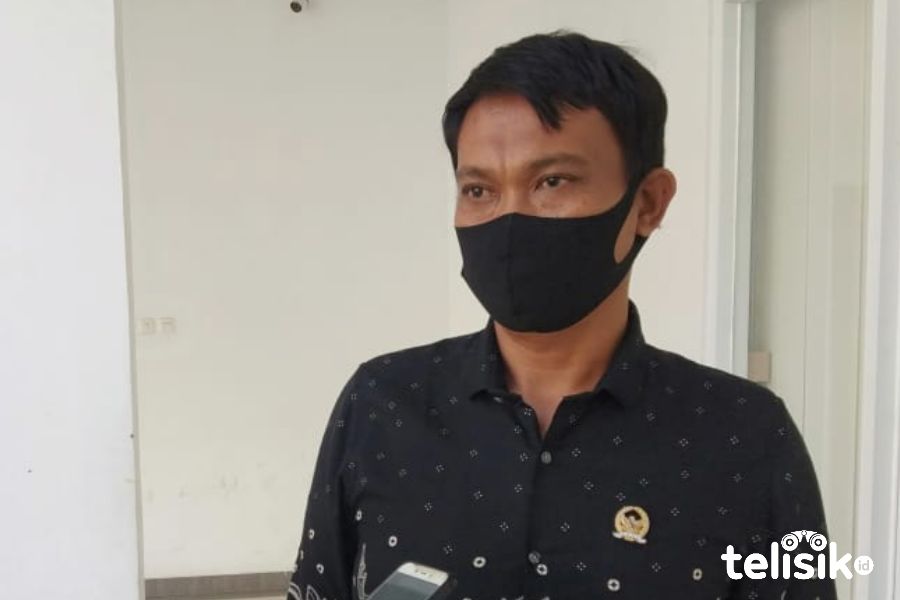 Wakil Ketua Komisi II DPRD Kota Kendari, Sahabuddin. Foto: Musdar/Telisik