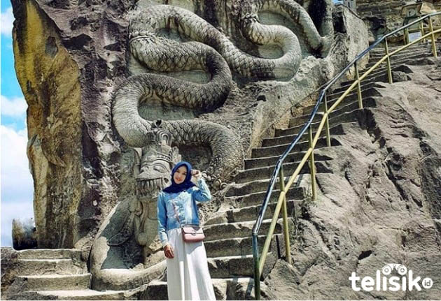 Kawasan Tebing Breksi selalu menarik perhatian wisatawan untuk kunjungi Yogyakarta. Foto: Ist.