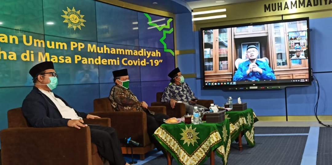 Ketua Umum Pimpinan Pusat Muhammadiyah mengajak warga Persyarikatan Muhammadiyah untuk menunjukkan sikap keagamaan. Foto: Ist.