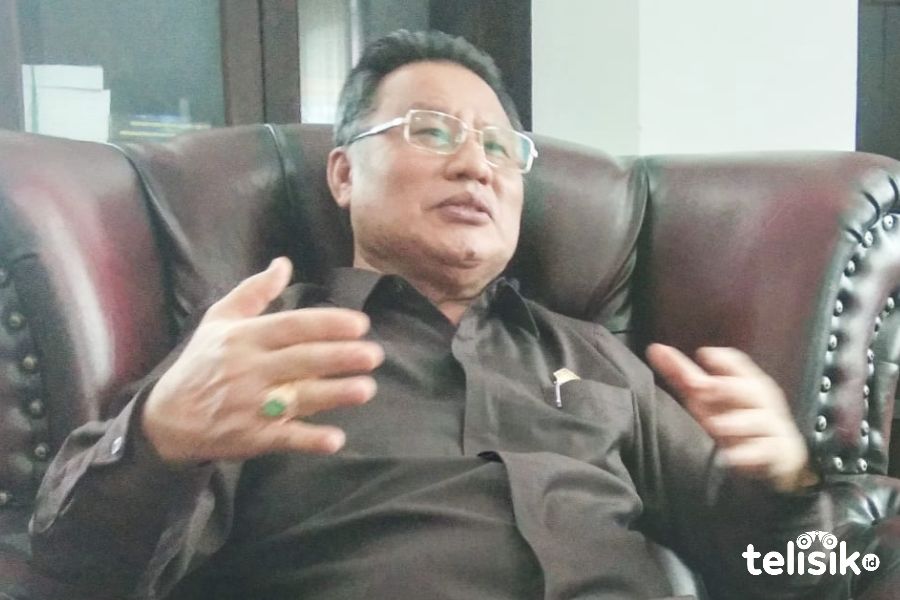 Ketua DPD I Golkar Sultra, Herry Asiku. Foto: Kardin/Telisik