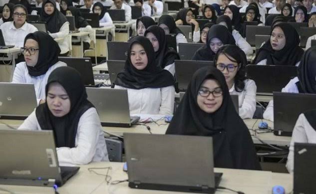 Peserta SKB CPNS 2019, wajib daftar ulang melalui website yang telah disediakan BKN. Foto: Repro Google.com