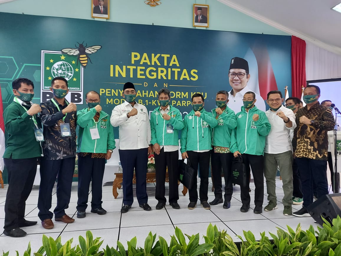 PKB bersama tiga Paslon di Pilkada Sultra. Foto: Ist.
