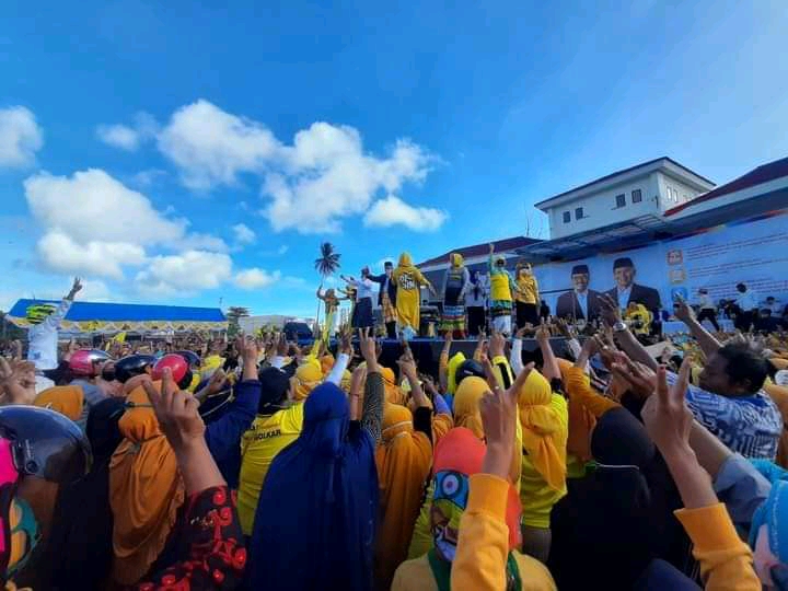 Suasana Deklarasi Arhawi-Hardin Laomo. Foto: Ist.