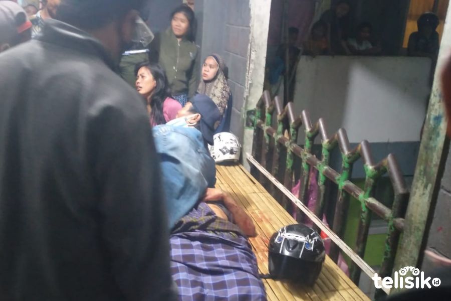 Korban yang diketahui bernama David (25), ditemukan tewas bersimbah darah di dalam kamarnya lantai 4 Rusunawa Rajawali. Foto: Rezki Mas'ud/Telisik