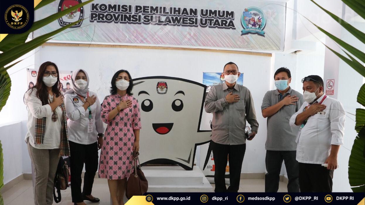 Anggota DKPP RI dan Komisioner KPU Sulawesi Utara. Foto: Ist.