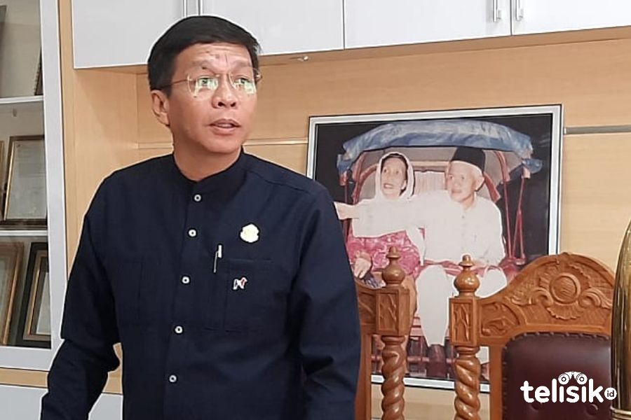 Ketua DPRD Sultra, Abdurrahman Saleh. Foto: Ibnu Sina Ali Hakim/Telisik