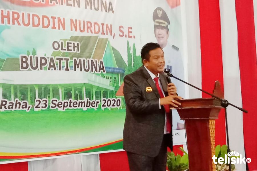 Bupati Muna, LM Rusman Emba.  Foto: Sunaryo/Telisik