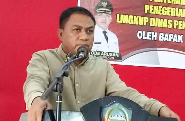 Bupati Buton Selatan, La Ode Arusani. Foto: Repro google