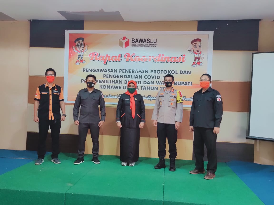 Rapat Koordinasi Bawaslu Konawe Utara, dalam pelaksanaan tahapan Pilkada di tengah pandemi COVID-19. Foto: Ist.