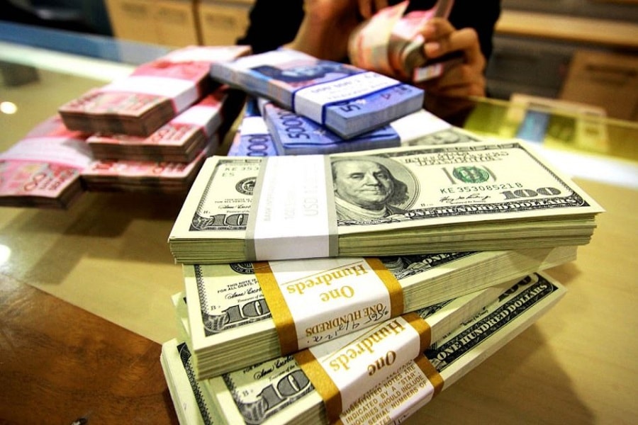 Pada perdagangan Senin pagi, kurs rupiah ditransaksikan antarbank di Jakarta bergerak stagnan. Foto: uangindonesia.com