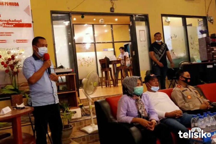 Suasana diskusi Pilkada serentak anti hoaks.  Foto: Hamka Dwi Sultra/Telisik
