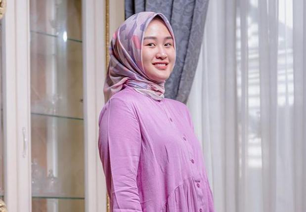 Putri mantan Gubernur Sultra, Nur Alam, Sitya Giona Nur Alam. Foto: Ist.