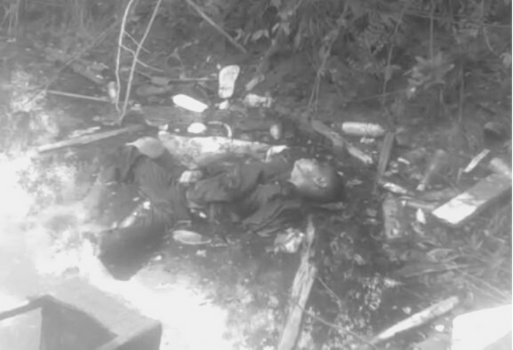 Sesosok mayat yang ditemukan di sekitar hutan bakau Teluk Kendari. Foto: Ist