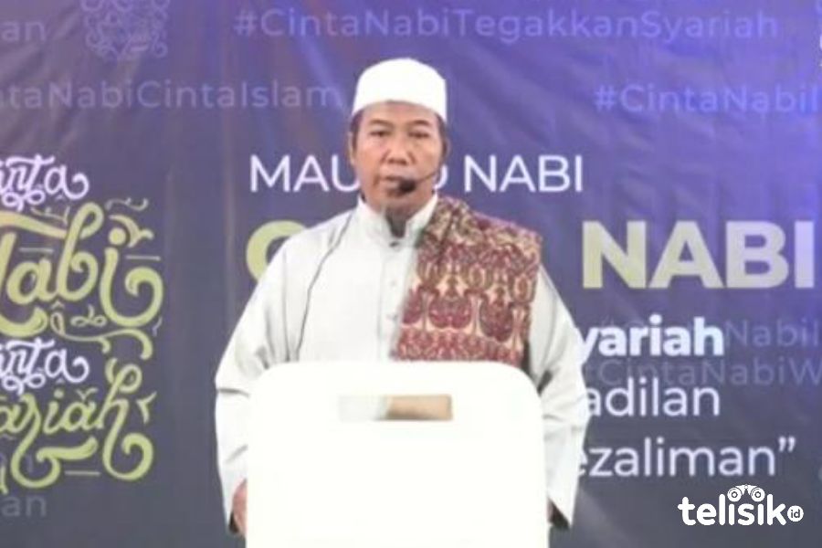 KH Rachmat S Labib saat memberikan pidato secara virtual pada peringatan Maulid Nabi SAW. Foto: Fitrah Nugraha/Telisik
