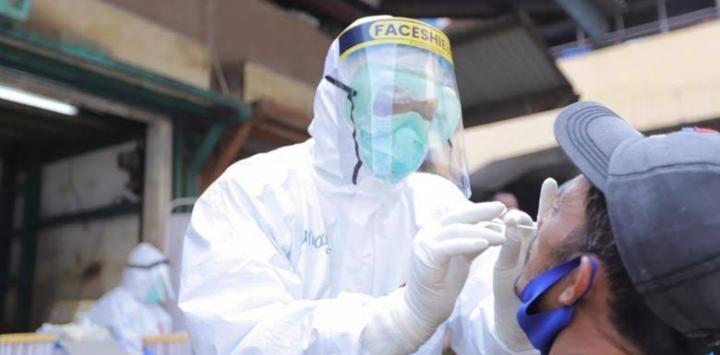 Rapid test antigen massal akan dilakukan pada masyarakat Kota Kendari. Foto: Repro Kompas.com
