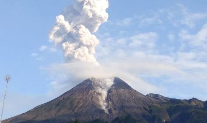 Ilustrasi Erupsi Gunung Merapi. Foto: Ist.