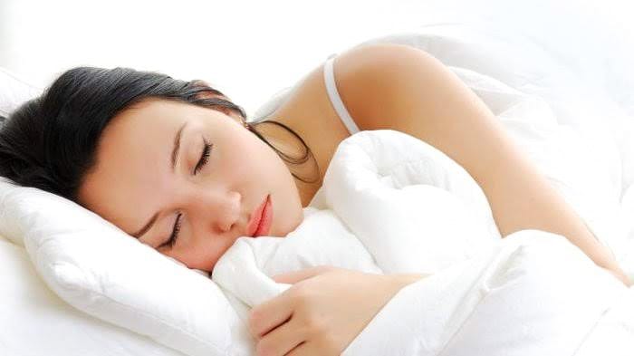 Tidur siang dengan waktu dan cara yang tepat ternyata membawa banyak manfaat untuk tubuh. Foto: Repro Google.com
