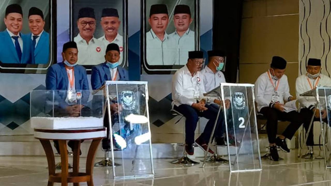Suasana debat publik Paslon Bupati dan Wakil Bupati Konsel. Foto: Ist.