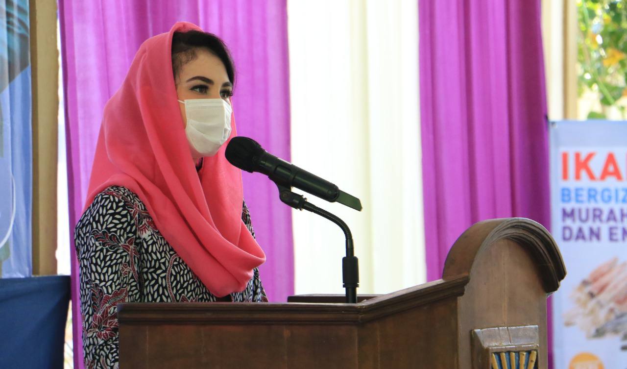 Istri Wagub Jatim, Arumi Bachsin. Foto: Ist.