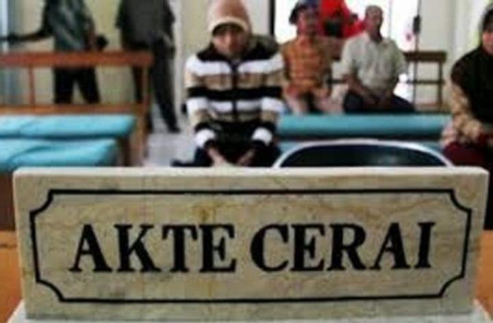 Perceraian yang diputus Pengadilan Agama Kendari selama tahun 2020 berjumlah 755. Foto: Repro Jawapos.com