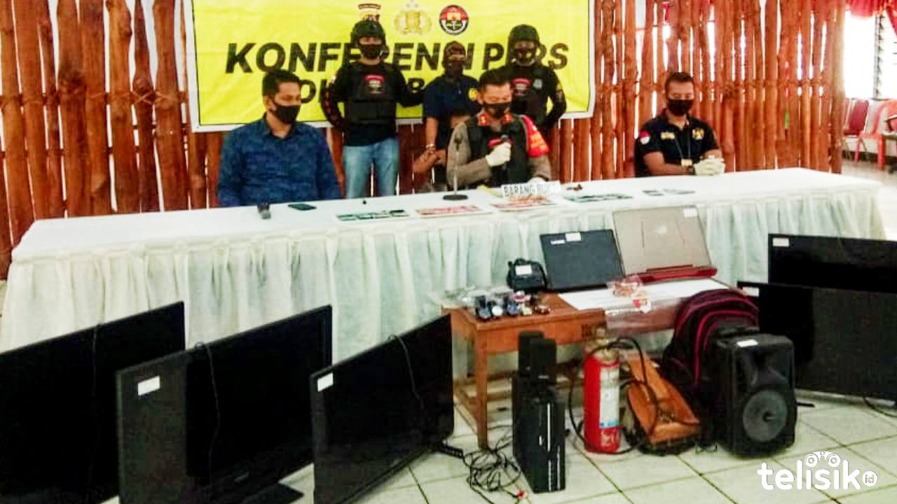 Polres Baubau saat konferensi pers ungkap pelaku pencurian. Foto: Ridwan/Telisik