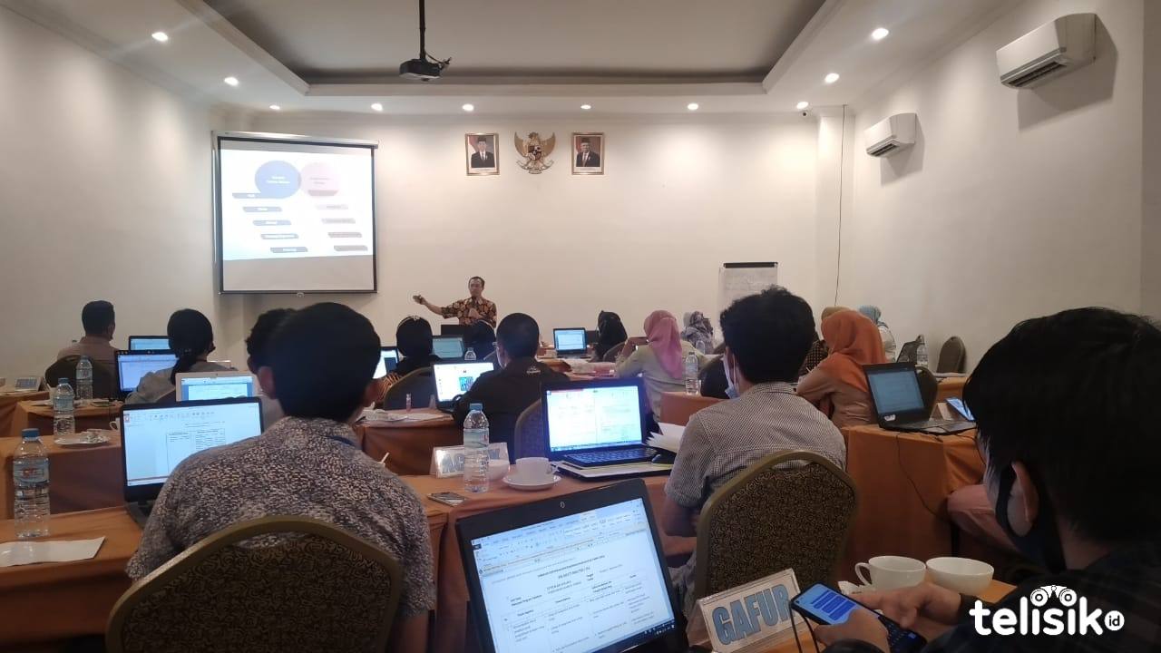 Pelatihan metodologi intruktur kerja swasta oleh BLK Kendari. Foto: Ibnu/ Telisik
