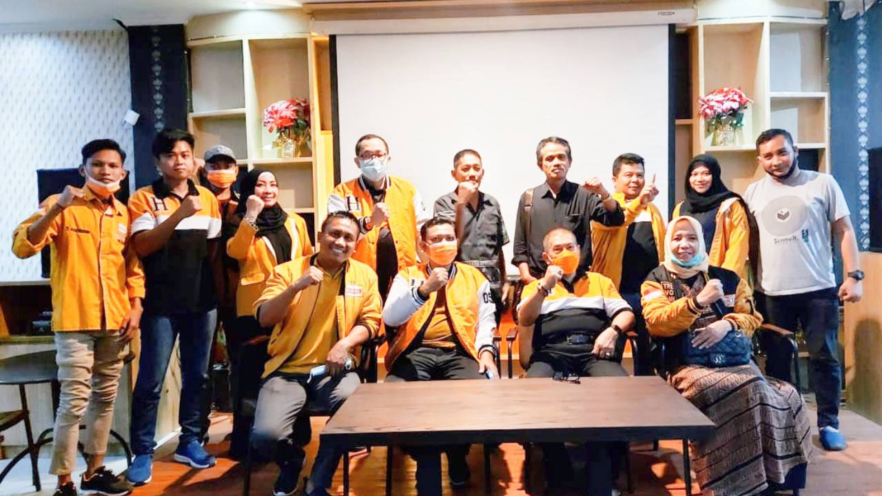 Pengurus DPD dan koordinator wilayah Sultra DPP Hanura. Foto: Ist.