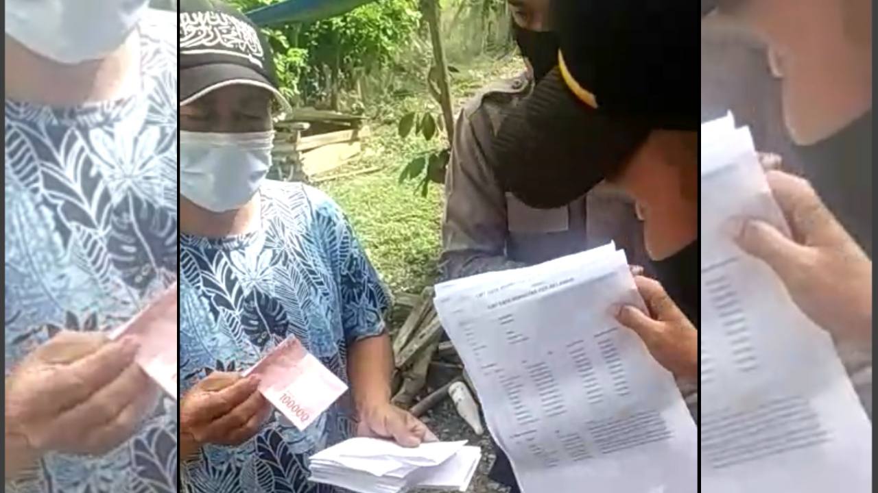 Pemeriksaan warga yang diduga tim sukses salah satu paslon di Konsel. Foto: Screenshoot video