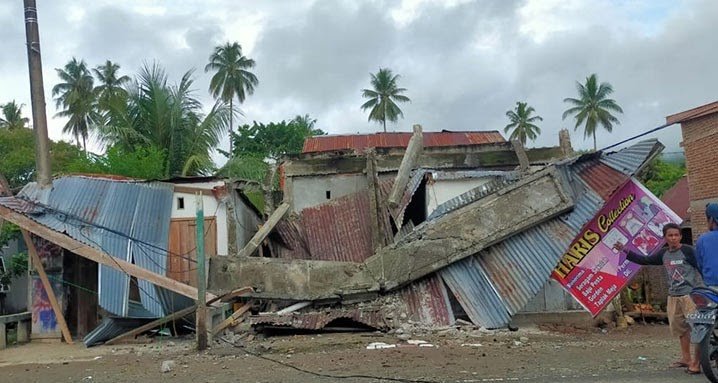 Kerusakan rumah yang dialami warga Mamuju, Sulawesi Barat, akibat gempa M5,9, pada Kamis (14/1/2021). Foto: Repro BPBD Kabupaten Majene