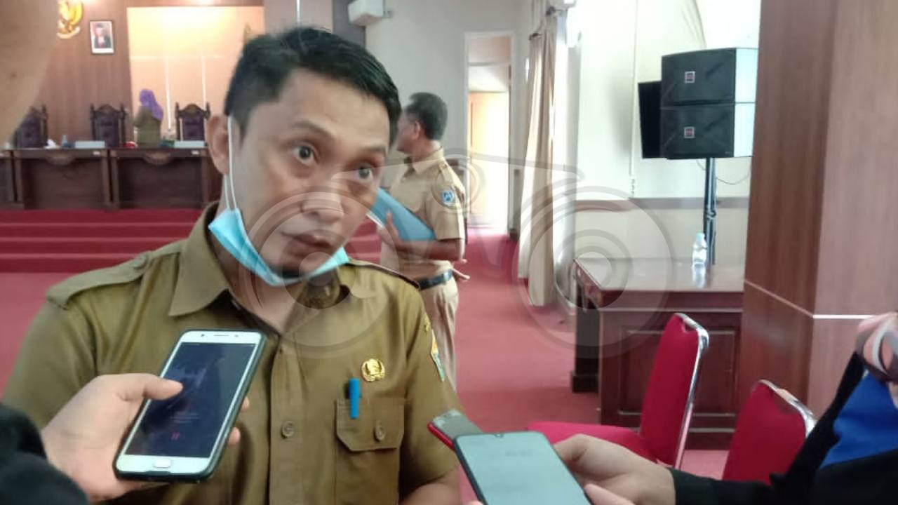 Kepala UPTB Samsat Muna, Syukur Alwan. Foto: Sunaryo/Telisik